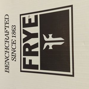 NIB FRYE Melissa Button Back Zip Boot in Grey Size 7.5